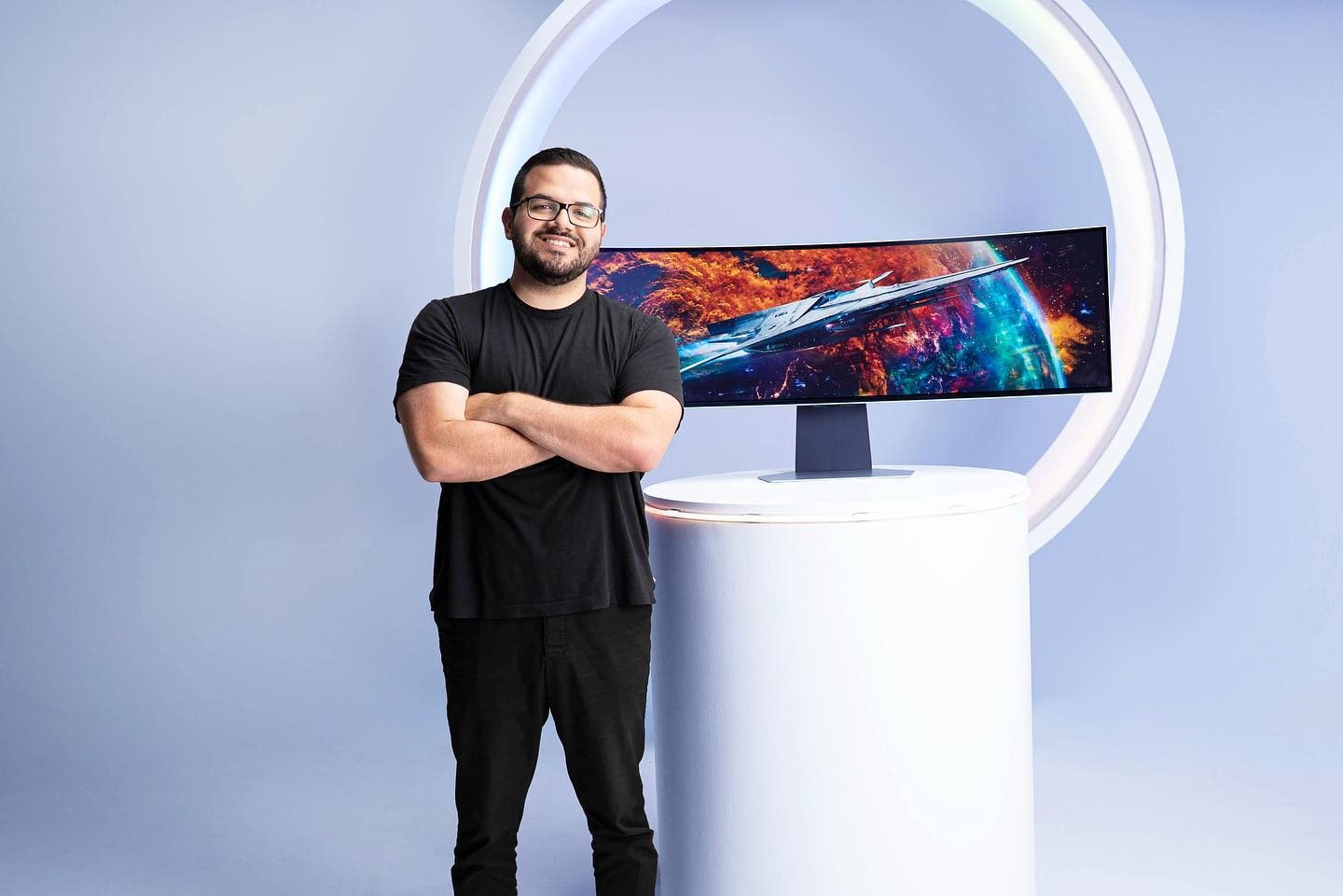 Samsung Displays Social & Creator